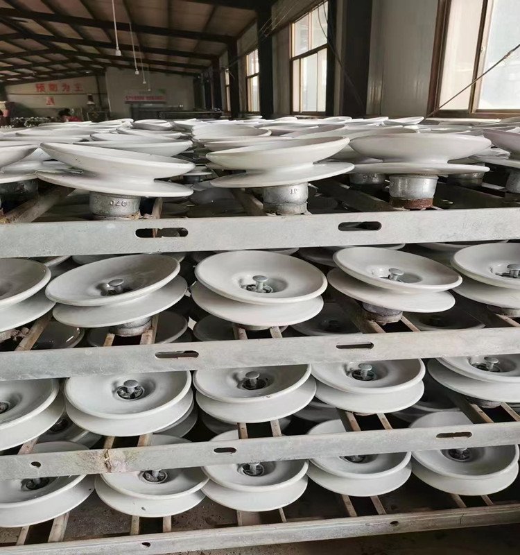 What is a High Voltage Insulator? How Does It Work?