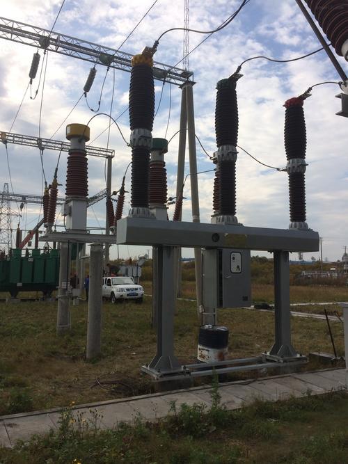 The Advantages and Disadvantages of SF₆ Circuit Breakers