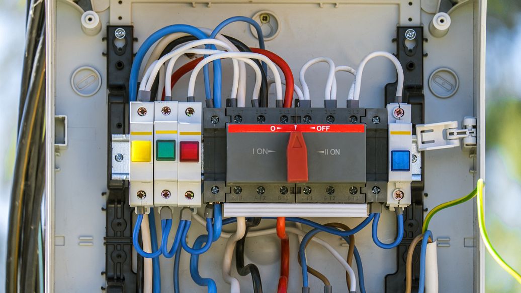 Choosing the Right Circuit Breaker: Your Essential Guide