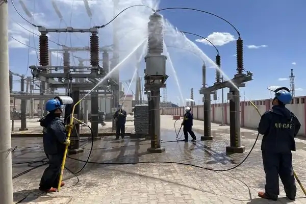 Substation Live-Line Washing: Smart Tech for Safety & Efficiency