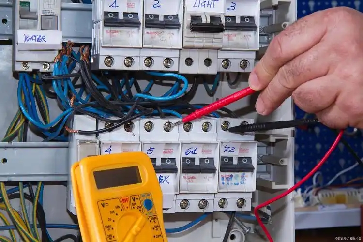 High Voltage Circuit Breaker Faults: A Rapid Troubleshooting Guide