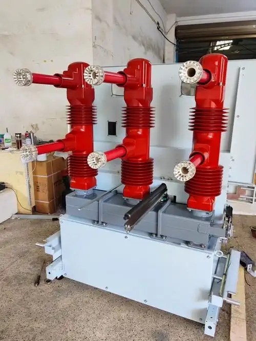 How to Analyze & Resolve 35kV Circuit Breaker Faults