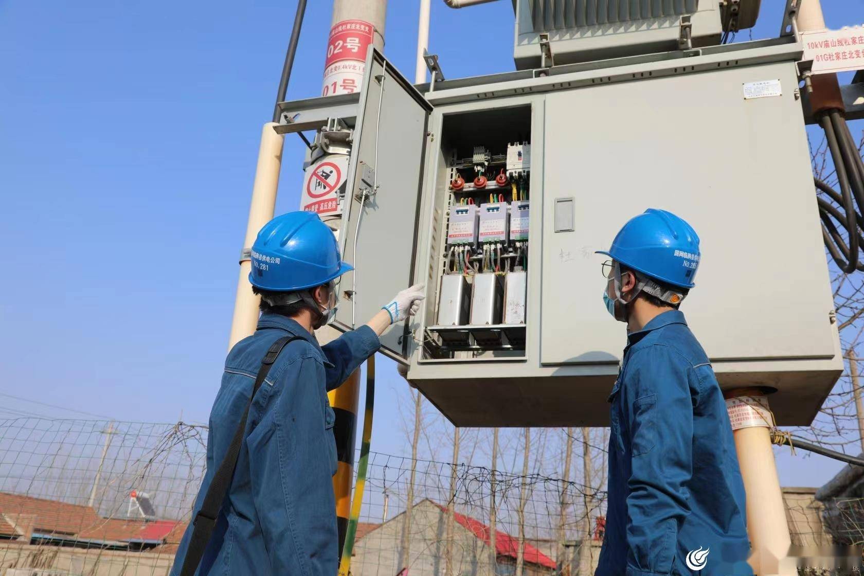 5 Reasons Your Circuit Breaker Won't Close & How to Fix Them 5 Reasons Your Circuit Breaker Won't Close & How to Fix Them