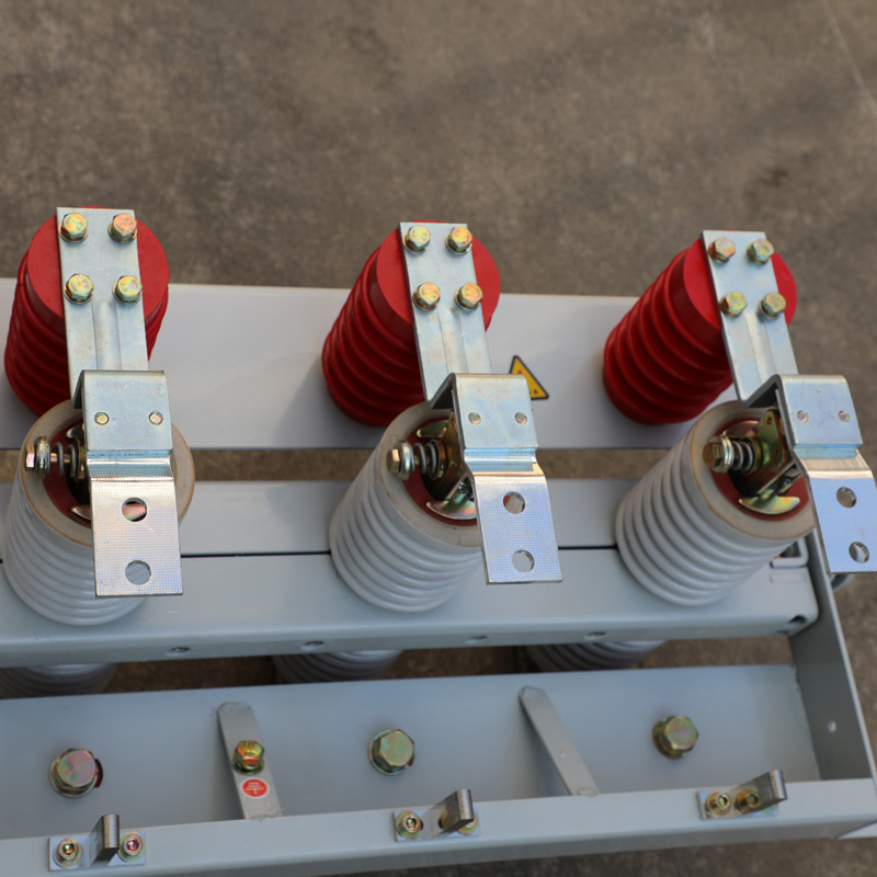 GN30-12 Indoor HV Isolator Switch | 12kV Rotary Disconnector GN30-12 Indoor HV Isolator Switch | 12kV Rotary Disconnector