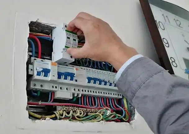 Экспертное руководство: Безопасная замена автоматических выключателей (УЗО/УЗА) с применением процед Экспертное руководство: Безопасная замена автоматических выключателей (УЗО/УЗА) с применением процед