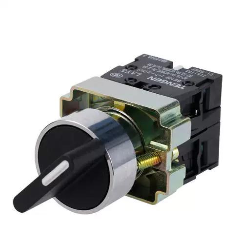 What is a manual transfer switch?