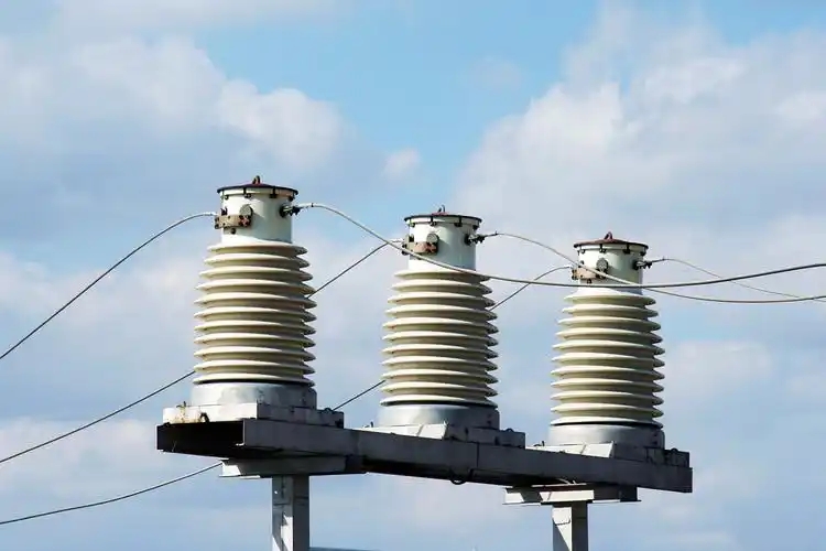 How High Voltage Insulators Ensure Power Network Safety & Performance