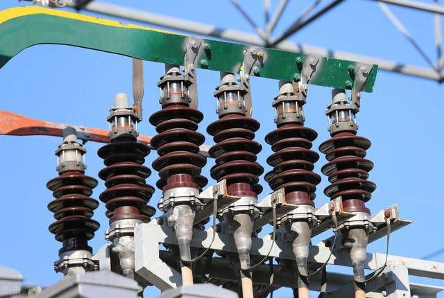 How to Select the Right Surge Arrester How to Select the Right Surge Arrester
