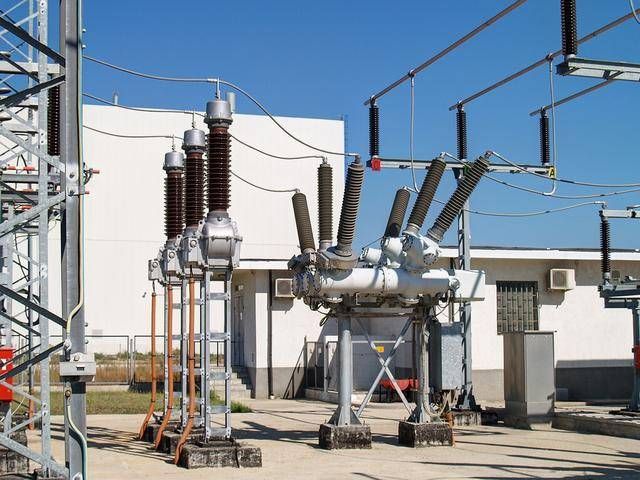 How to Select the Right Surge Arrester How to Select the Right Surge Arrester