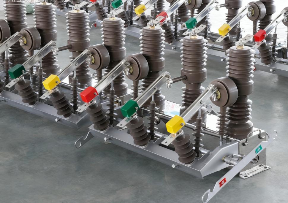 Прайс - гид по вакуумным выключателям на 2026 год: факторы напряжения и стоимости