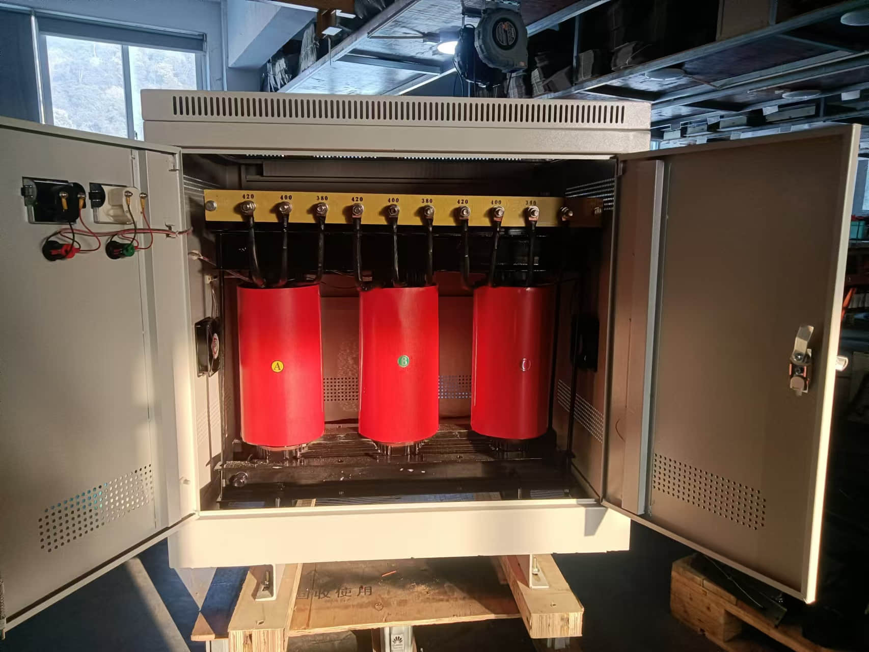 What is an Isolation Transformer and How Does It Work