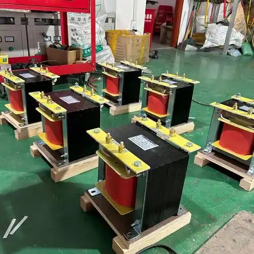 Сколько существует типов низковольтных трансформаторов