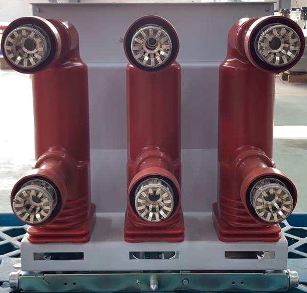 15 kV Vacuum Circuit Breaker: High-Performance Switching