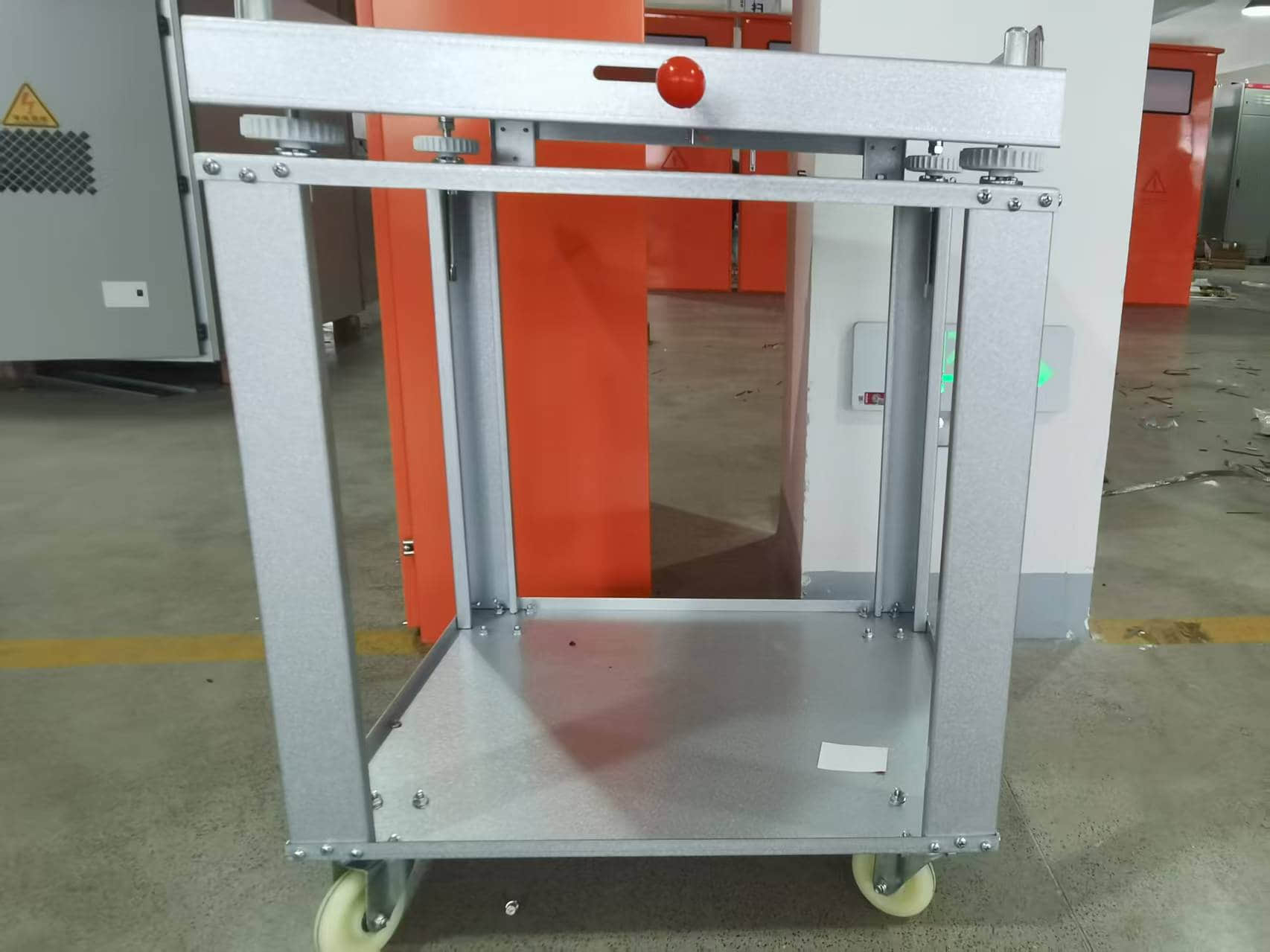 Высокопроизводительный выкатной вакуумный выключатель для среднеоборотных сетей