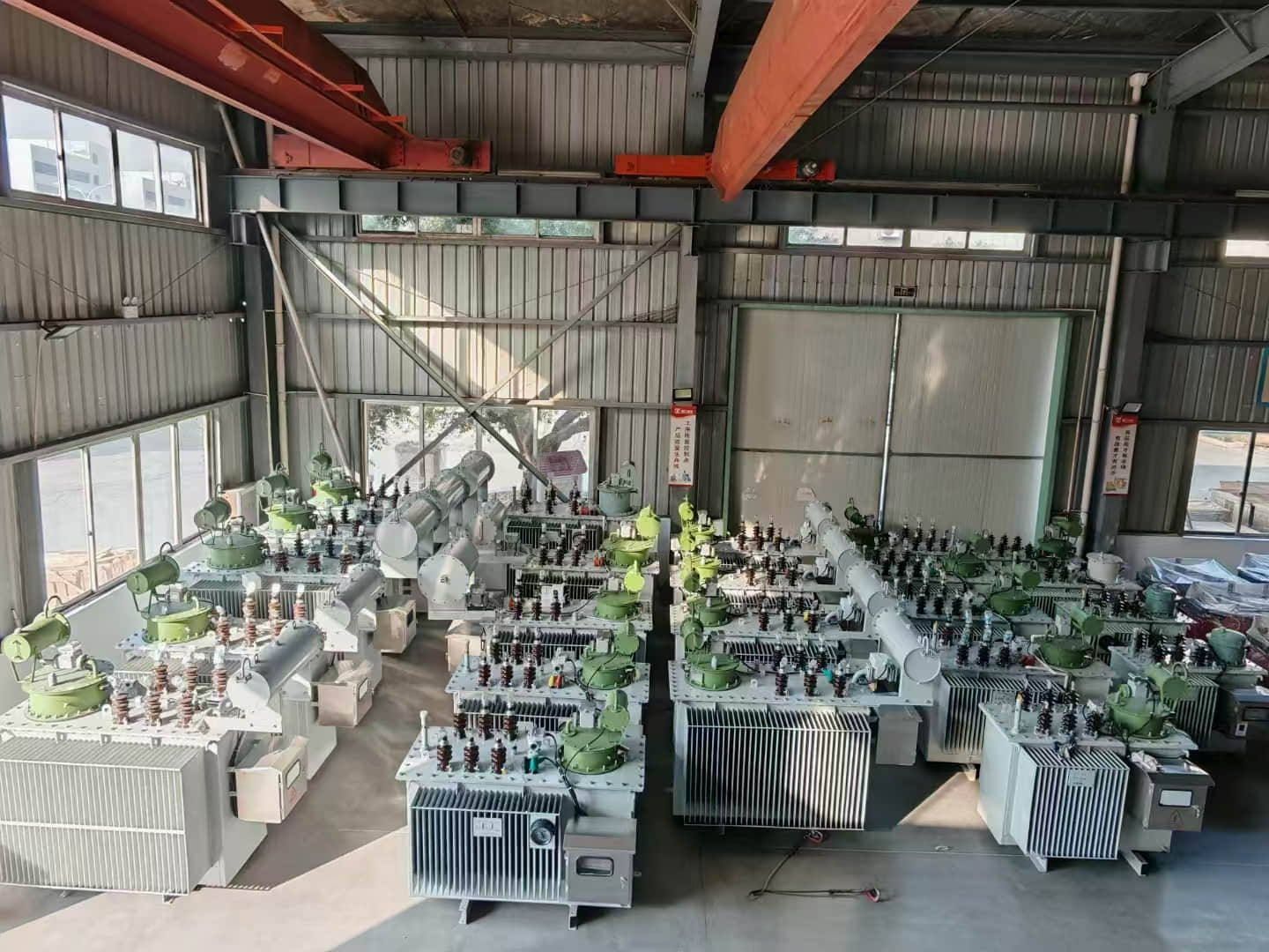 Oil-Immersed Transformer vs Voltage Regulator: Key Differences Explained Oil-Immersed Transformer vs Voltage Regulator: Key Differences Explained