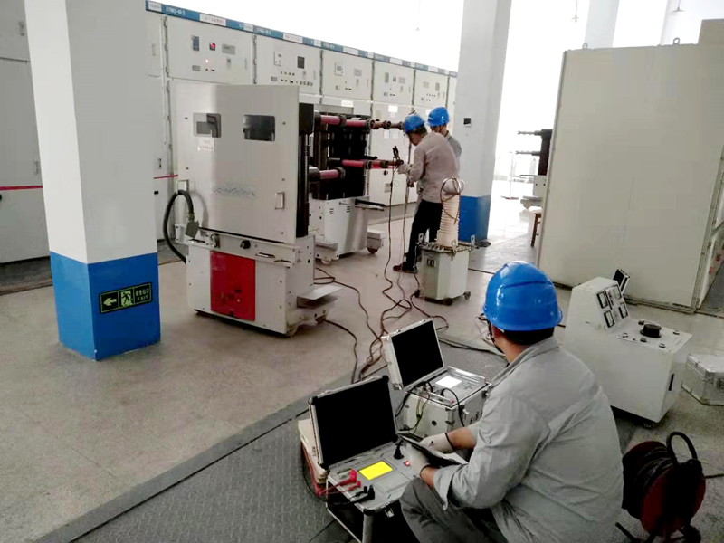 Under What Circumstances Does a Vacuum Circuit Breaker Need an Isolation Function?