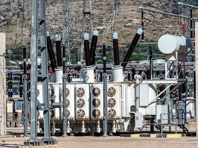 Step Up vs Step Down Transformer: Key Differences, Working Principle Step Up vs Step Down Transformer: Key Differences, Working Principle