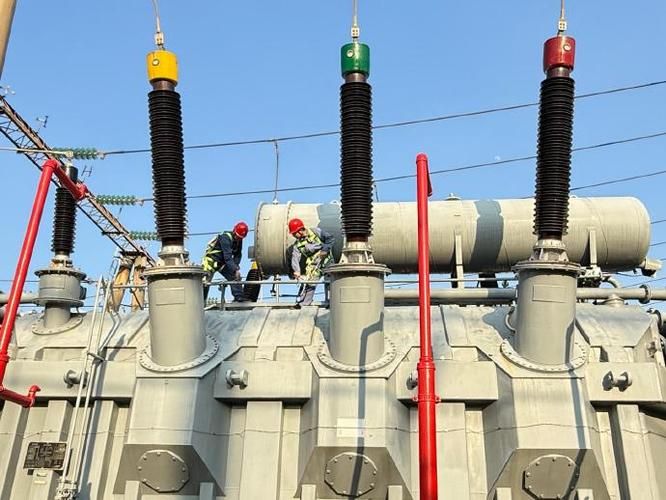Step Up vs Step Down Transformer: Key Differences, Working Principle Step Up vs Step Down Transformer: Key Differences, Working Principle