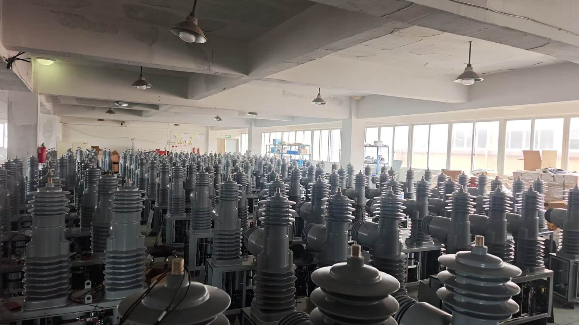 Industrial Vacuum Circuit Breakers Suppliers: How to Choose the Right Partner for Cost