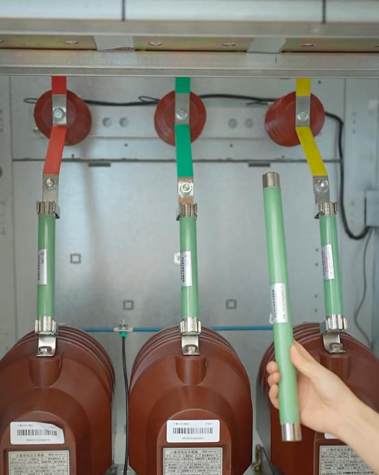 XRNP vs XRNT: Differences of High-Voltage Current-Limiting Fuses for PT and Transformer Protection XRNP vs XRNT: Differences of High-Voltage Current-Limiting Fuses for PT and Transformer Protection